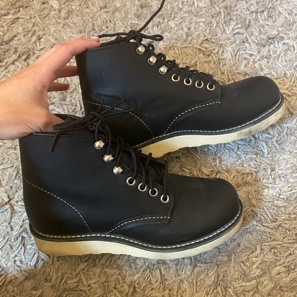 Black red wing boots